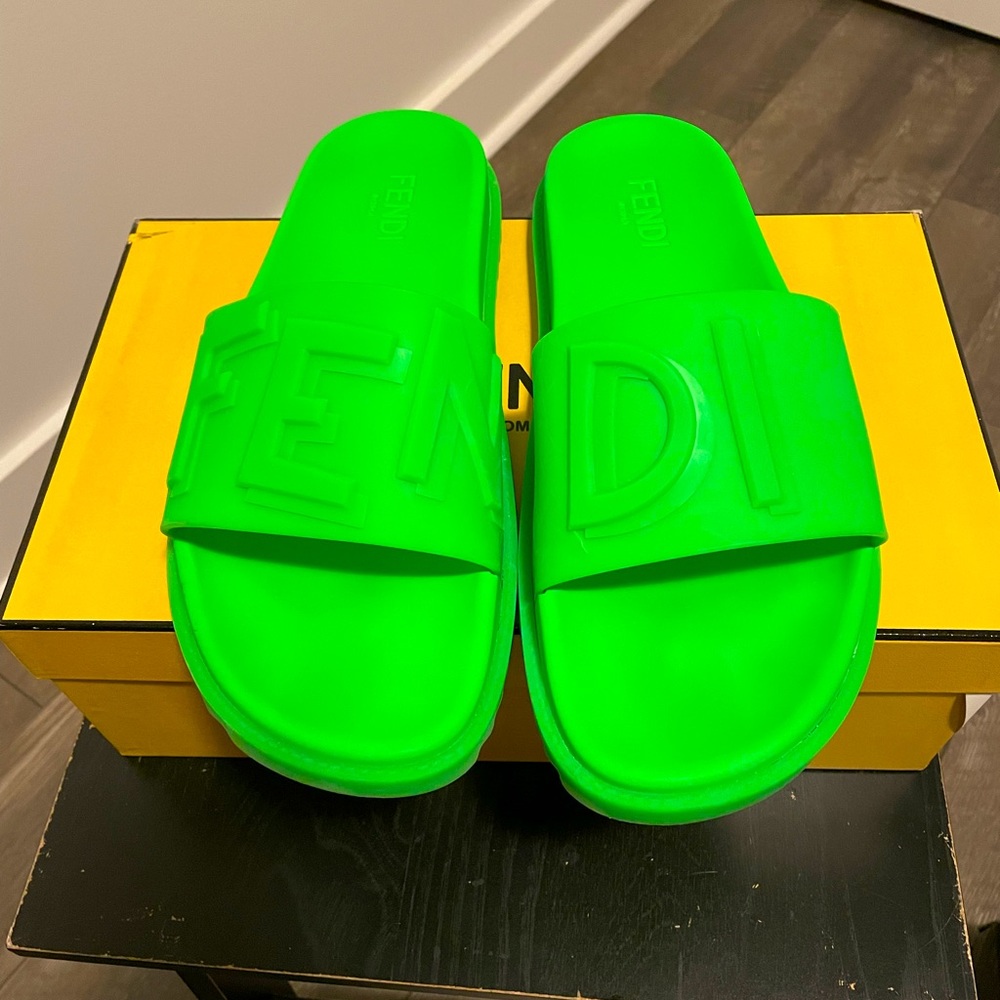 Fendi Sandals Neon Green, 100% Authentic, worn 3 times, Size 12